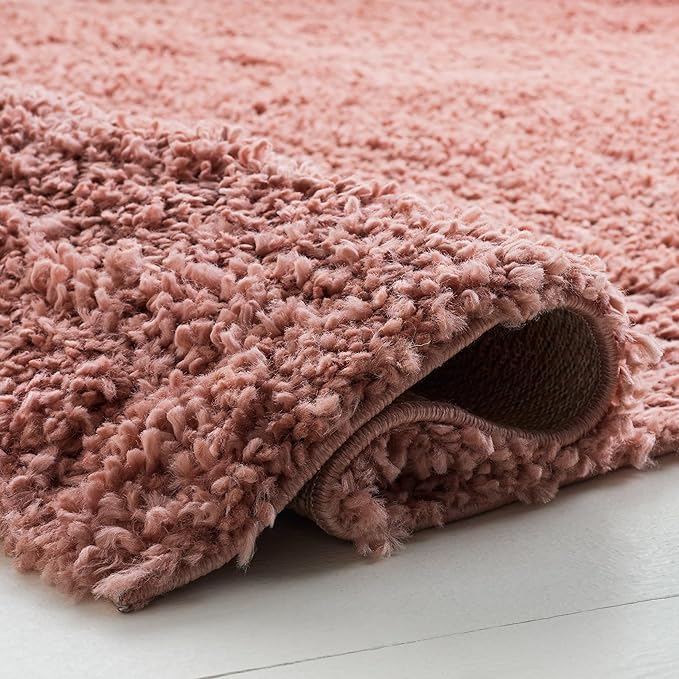 SAFAVIEH Area Rug 8x10 - August Shag Collection - Large - Rose, Solid Pattern, Non-Shedding & Easy Cleaning, Plush Thick Pile, Ideal for Living Room, Bedroom, Dining Space (AUG200X)