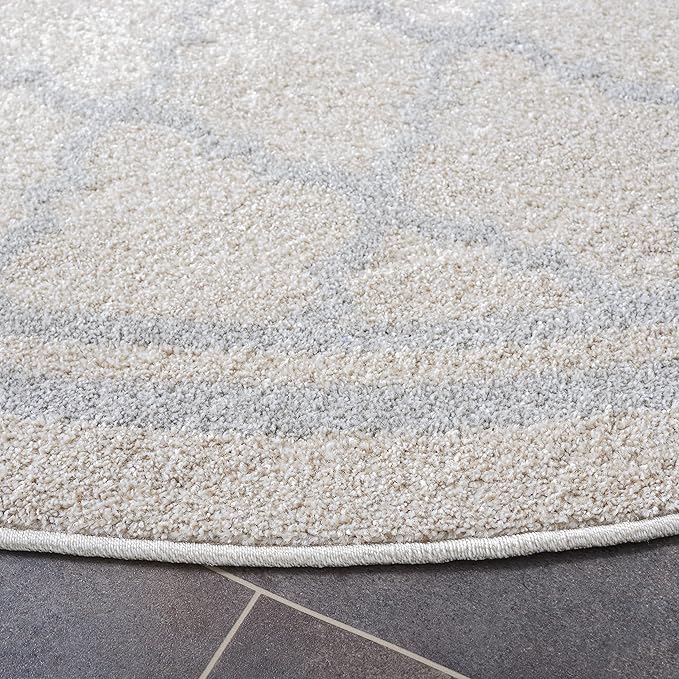 SAFAVIEH Amherst Collection 8' Round Beige/Light Grey AMT422E Moroccan Trellis Non-Shedding Living Room Bedroom Area Rug