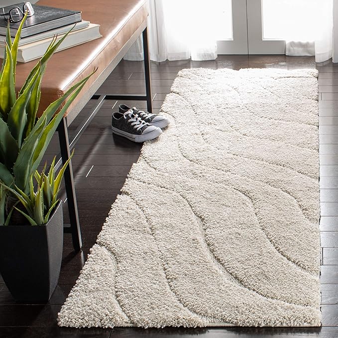SAFAVIEH Florida Shag Collection Accent Rug - 2'3" x 5', Creme & Creme, Non-Shedding & Easy Care, 1.2-inch Thick Ideal for High Traffic Areas in Entryway, Living Room, Bedroom (SG472-1111)
