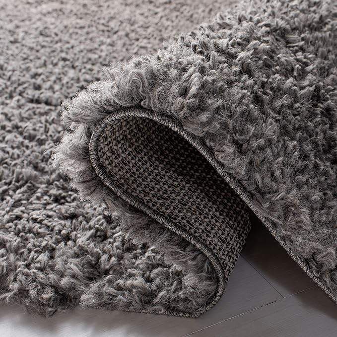 SAFAVIEH August Shag Collection Area Rug - 5'3" x 7'6", Grey, Solid Design, Non-Shedding & Easy Care, 1.5-inch Thick Ideal for High Traffic Areas in Living Room, Bedroom (AUG200F)