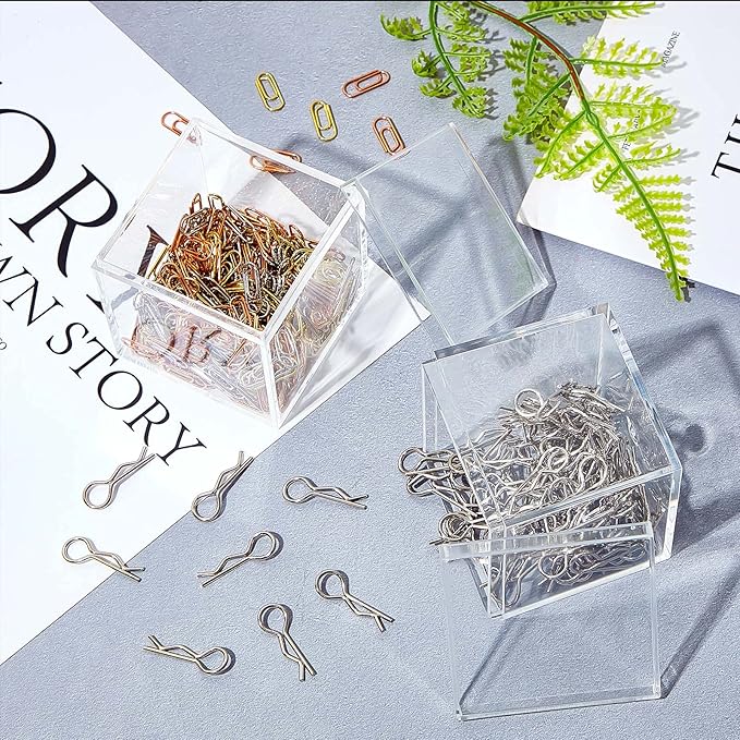 Blulu 8 Pcs Clear Acrylic Box with Lid Plastic Jewelry Mini Storage Box Mini Cube Containers for Candy and Tiny Jewelry Easter Party Favor(1.77 x 1.77 x 1.77 Inch,Classic Style)