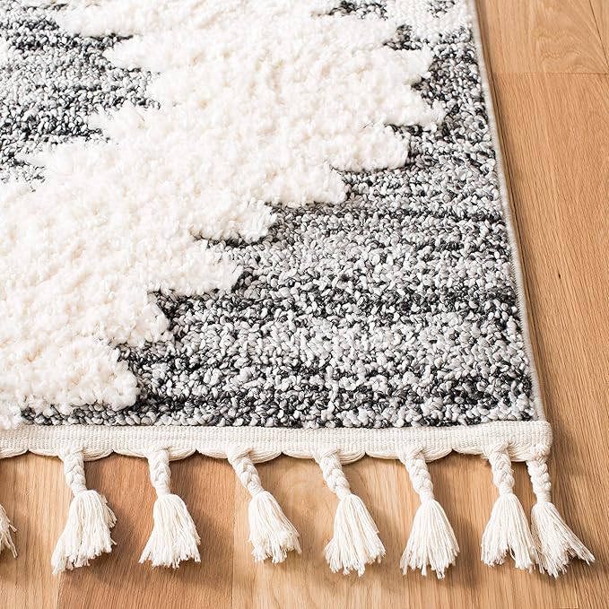 SAFAVIEH Moroccan Tassel Shag Collection Area Rug - 5'3" x 7'6", Ivory & Grey, Boho Design, Non-Shedding & Easy Care, 2-inch Thick Ideal for High Traffic Areas in Living Room, Bedroom (MTS652F)