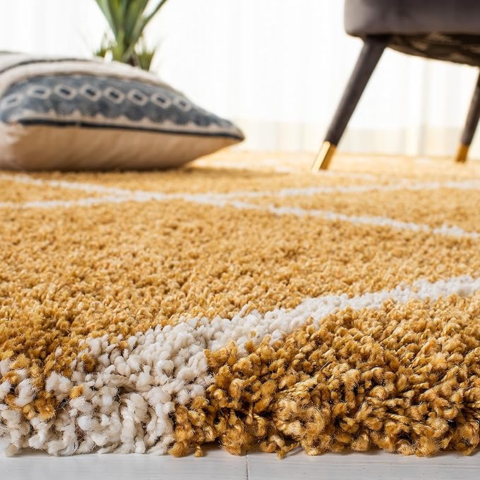 SAFAVIEH Hudson Shag Collection Accent Rug - 4' x 6', Gold & Ivory, Trellis Design, Non-Shedding & Easy Care, 2-inch Thick Ideal for High Traffic Areas in Entryway, Living Room, Bedroom (SGH281F)