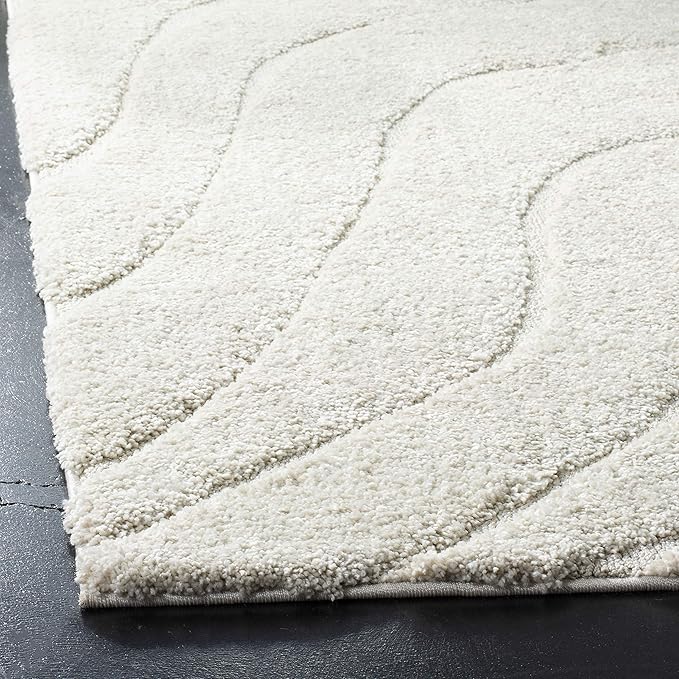 SAFAVIEH Florida Shag Collection Accent Rug - 4' x 6', Creme & Creme, Non-Shedding & Easy Care, 1.2-inch Thick Ideal for High Traffic Areas in Entryway, Living Room, Bedroom (SG472-1111)