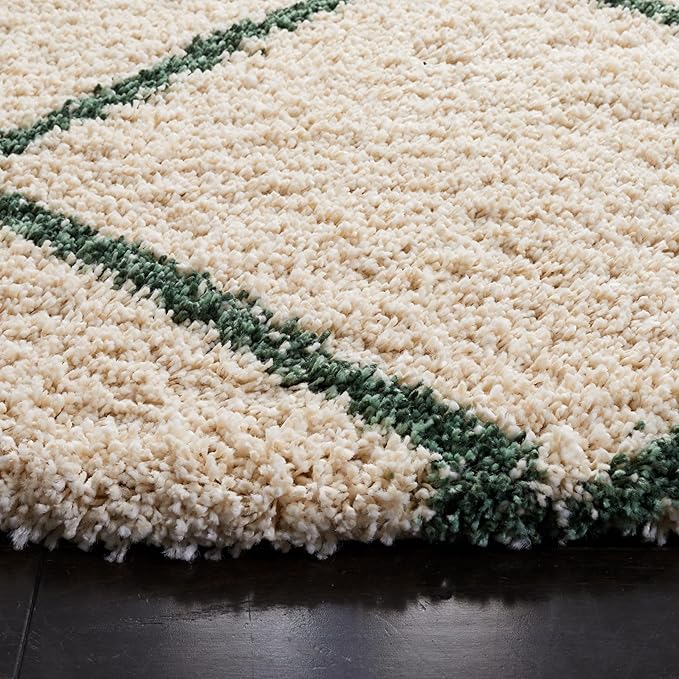 SAFAVIEH Hudson Shag Collection Area Rug - 4' Round, Ivory & Green, Non-Shedding & Easy Cleaning, Plush Thick Pile, Ideal for Living Room, Bedroom, Dining Space (SGH281X)