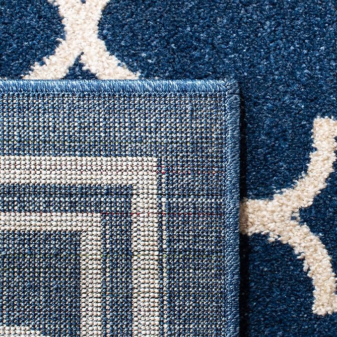 SAFAVIEH Amherst Collection 3' Round Navy/Beige AMT422P Moroccan Trellis Non-Shedding Living Room Bedroom Area Rug