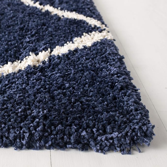SAFAVIEH Hudson Shag Collection Area Rug - 6' x 9', Navy & Ivory, Modern Diamond Trellis Design, Non-Shedding & Easy Care, 2-inch Thick Ideal for High Traffic Areas in Living Room, Bedroom (SGH281C)