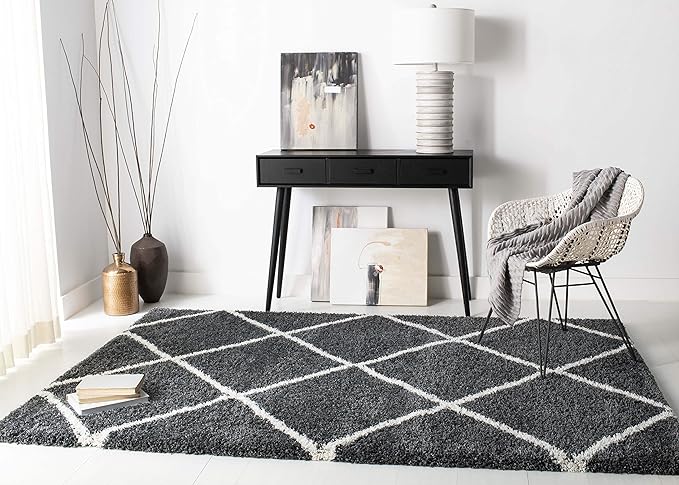 SAFAVIEH Hudson Shag Collection Area Rug - 5'3" x 7'6", Dark Grey & Ivory, Modern Trellis Design, Non-Shedding & Easy Care, 2-inch Thick Ideal for High Traffic Areas in Living Room, Bedroom (SGH281G)