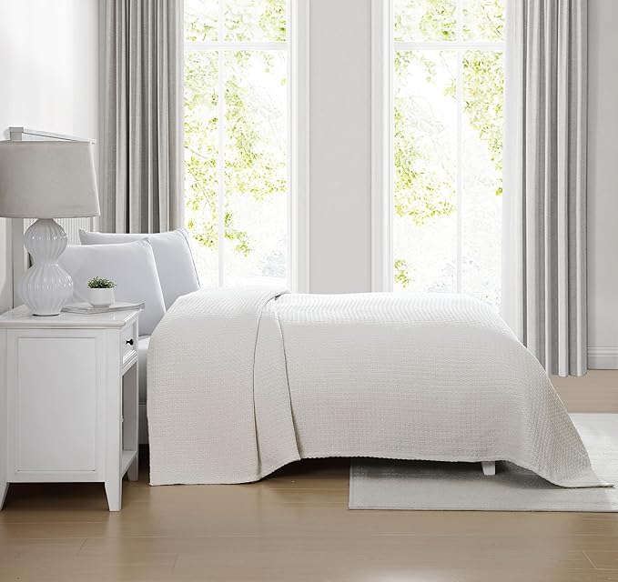 Beatrice Home Fashions Grand Hotel Lightweight All-Natural 100% Cotton Waffle Weave Blanket, King, Ivory