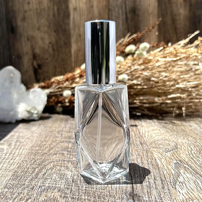 The Parfumerie Diamond 2 oz.Spray Perfume Bottle. Fine Mist Luxury Perfume Cologne Atomizer for Essential Oil Aromatherapy Perfume Cologne Refillable (2 oz. 12 Bottles, Silver)