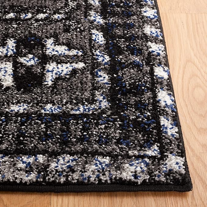 SAFAVIEH Area Rug 8x10 - Vintage Hamadan Collection - Large - Grey & Blue, Oriental Traditional Persian Design, Non-Shedding & Easy Cleaning, Ideal for Living Room, Bedroom, Dining Space (VTH213F)