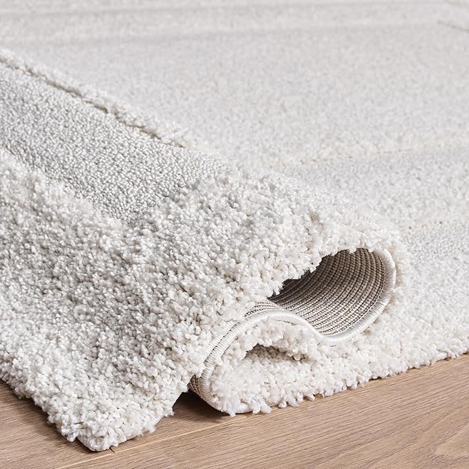 SAFAVIEH Florida Shag Collection Area Rug - 4' Square, Creme & Creme, Border Design, Non-Shedding & Easy Care, 1.2-inch Thick Ideal for High Traffic Areas in Living Room, Bedroom (SG454-1111)