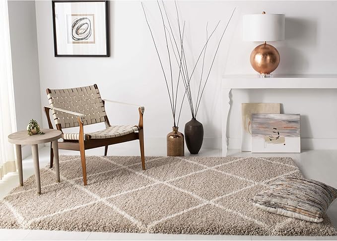 SAFAVIEH Hudson Shag Collection Area Rug - 5'3" x 7'6", Beige & Ivory, Modern Trellis Design, Non-Shedding & Easy Care, 2-inch Thick Ideal for High Traffic Areas in Living Room, Bedroom (SGH281S)