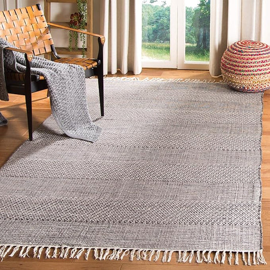 SAFAVIEH Montauk Collection Accent Rug - 3' x 5', Ivory & Anthracite, Handmade Flat Weave Boho Farmhouse Cotton Tassel Fringe, Ideal for High Traffic Areas in Entryway, Living Room, Bedroom (MTK330N)