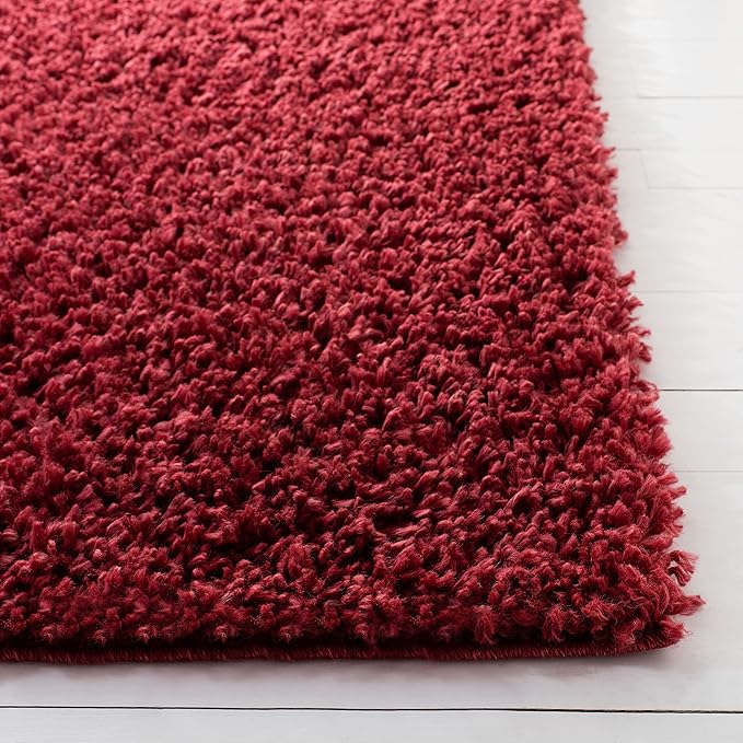 SAFAVIEH August Shag Collection Accent Rug - 3' x 5', Red, Solid Design, Non-Shedding & Easy Care, 1.5-inch Thick Ideal for High Traffic Areas in Entryway, Living Room, Bedroom (AUG200Q)