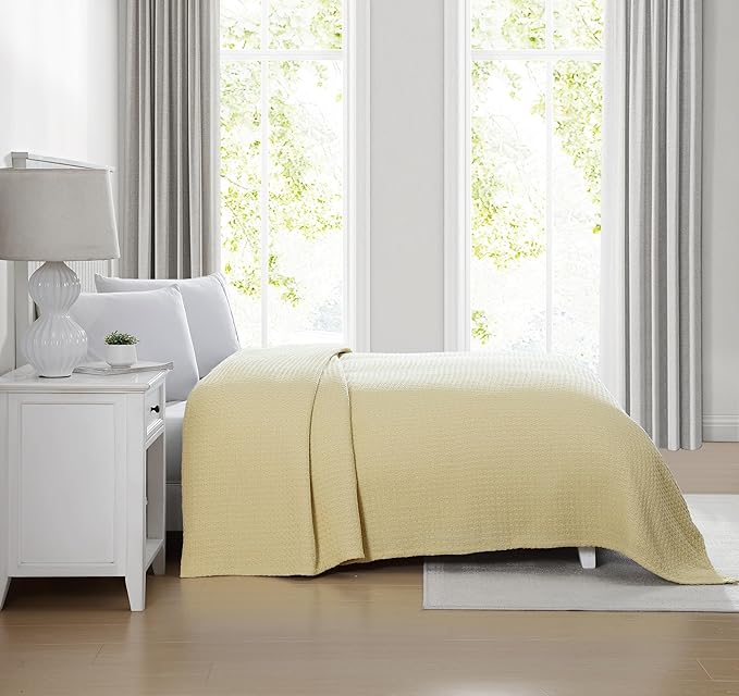 Beatrice Home Fashions Grand Hotel Lightweight All-Natural 100% Cotton Waffle Weave Blanket, King, Lemon