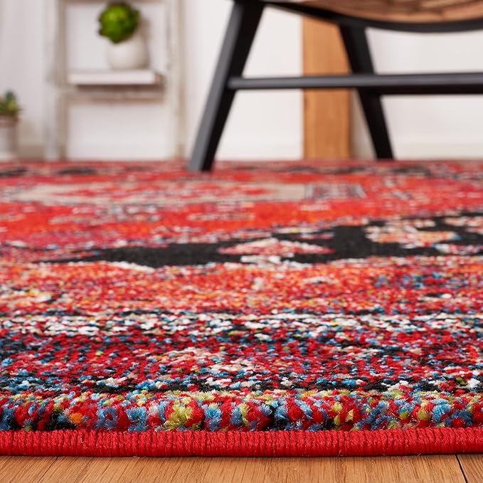 SAFAVIEH Vintage Hamadan Collection Area Rug - 9' x 12', Red & Black, Traditional Oriental Design, Non-Shedding & Easy Care, Ideal for High Traffic Areas in Living Room, Bedroom (VTH204Q)