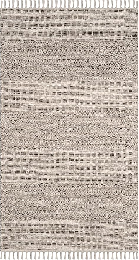 SAFAVIEH Montauk Collection Accent Rug - 3' x 5', Ivory & Steel Grey, Handmade Flat Weave Boho Farmhouse Cotton Tassel Fringe, Ideal for High Traffic Areas in Entryway, Living Room, Bedroom (MTK330M)