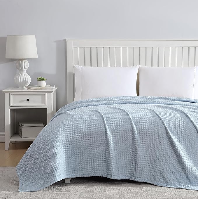 Beatrice Home Fashions Grand Hotel Lightweight All-Natural 100% Cotton Waffle Weave Blanket, Full/Queen, Pearl Blue