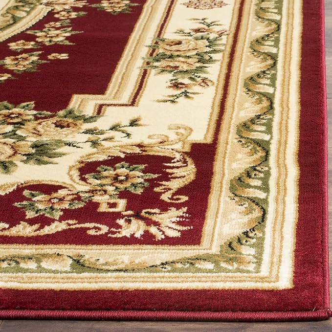 SAFAVIEH Lyndhurst Collection Accent Rug - 4' x 6', Red & Ivory, European Medallion Design, Non-Shedding & Easy Care, Ideal for High Traffic Areas in Entryway, Living Room, Bedroom (LNH218C)