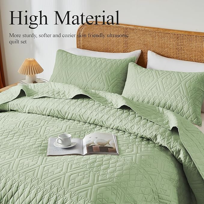 akkialla Full/Queen Size Quilt Bedding Set,Sage Green Lightweight Microfiber Soft Bedspread,Modern Style Geoetric Pattern Coverlet Set for All Seasons,3 Piece(1 Quilt,2 Pillow Shams)