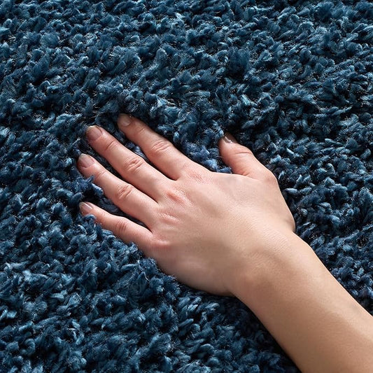 SAFAVIEH August Shag Collection Accent Rug - 3' x 5', Navy, Solid Design, Non-Shedding & Easy Care, 1.5-inch Thick Ideal for High Traffic Areas in Entryway, Living Room, Bedroom (AUG200M)
