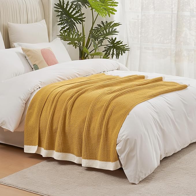 Amélie Home Chenille Throw Blanket, Soft Cozy Waffle Throw for Couch & Sofa, Warm Yet Lightweight, Breathable All-Season Throws for Women Men, Housewarming, Birthdays, 50"x60", Ginger
