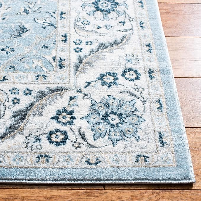 SAFAVIEH Isabella Collection Accent Rug - 4' x 6', Light Blue & Cream, Oriental Design, Non-Shedding & Easy Care, Ideal for High Traffic Areas in Entryway, Living Room, Bedroom (ISA912M)