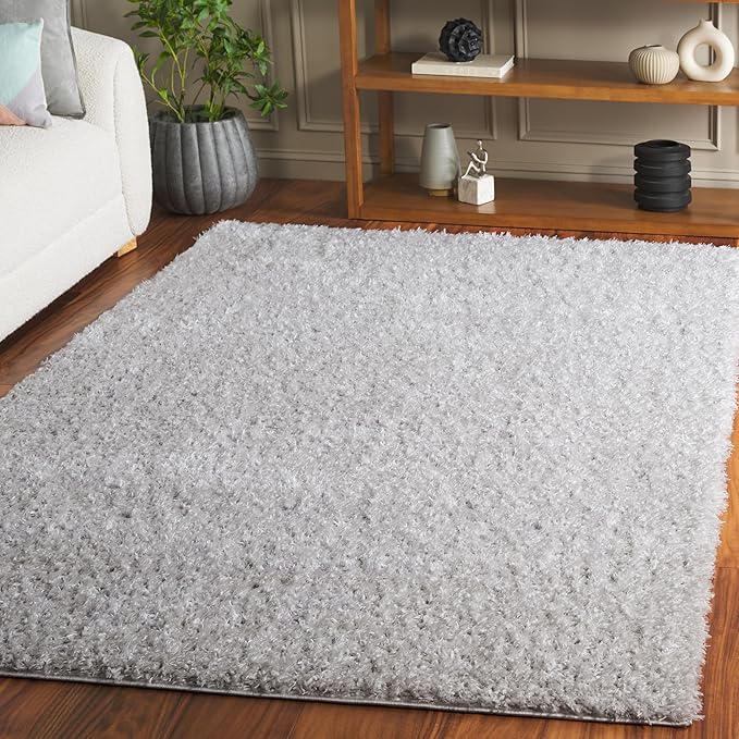 SAFAVIEH Lindsay Shag Collection Area Rug - 5'3" x 7'6", Grey, Contemporary Design, Ideal for High Traffic Areas in Living Room, Bedroom & Dining Room (LNS560F-5)