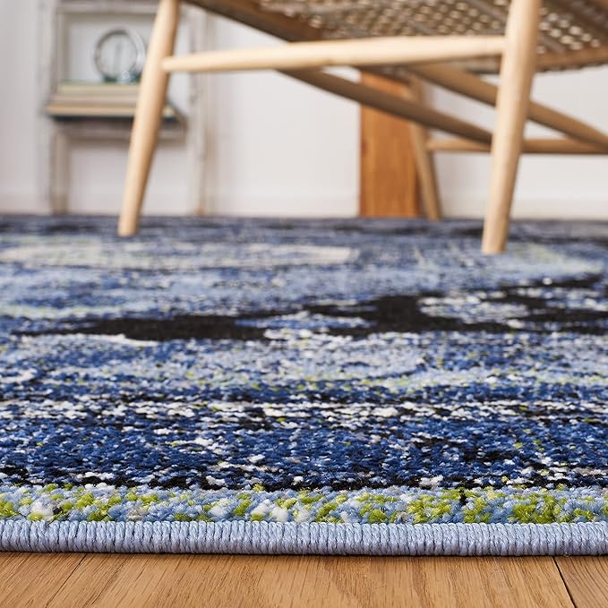 SAFAVIEH Vintage Hamadan Collection Area Rug - 5'3" x 7'6", Light Blue & Black, Traditional Oriental Design, Non-Shedding & Easy Care, Ideal for High Traffic Areas in Living Room, Bedroom (VTH204J)