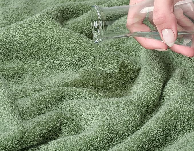 American Soft Linen 35x70 Jumbo Large Bath Towel, 600 GSM 100% Cotton Turkish Bath Sheet, Oversized Luxury Bath Towel for Bathroom Beach and Pool, Sage Green