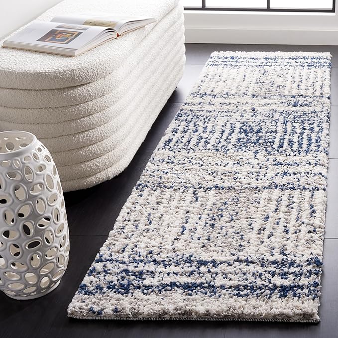 SAFAVIEH Jericho Shag Collection Runner Rug - 2'3" x 6', Navy & Ivory, Non-Shedding & Easy Care, 1.2-inch Thick, Ideal for The Living Room, Dining Room, Bedroom (JER100N-26)