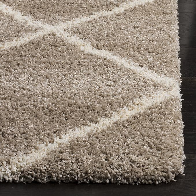 SAFAVIEH Hudson Shag Collection Accent Rug - 3' x 5', Beige & Ivory, Modern Trellis Design, Non-Shedding & Easy Care, 2-inch Thick Ideal for High Traffic Areas in Foyer, Living Room, Bedroom (SGH281S)