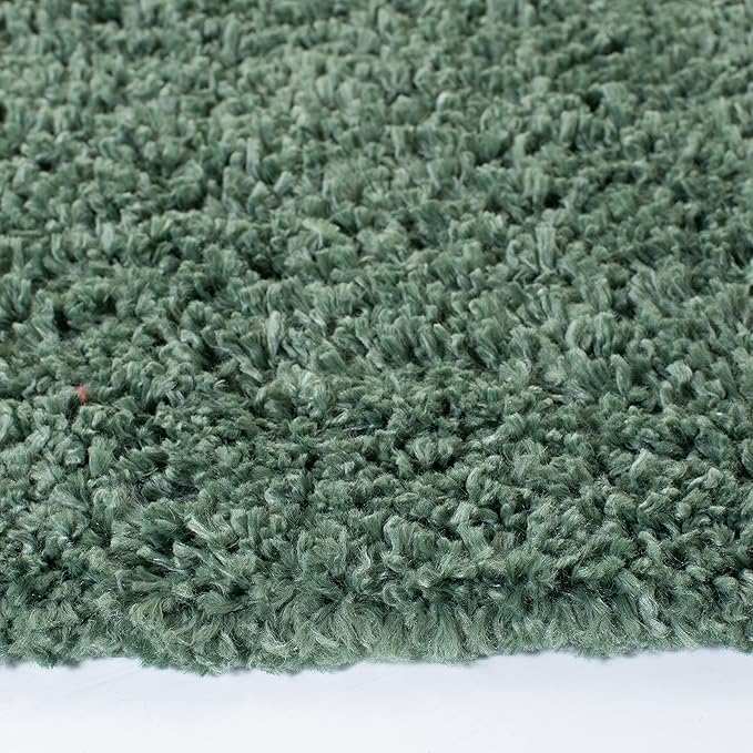 SAFAVIEH August Shag Collection Area Rug - 4' Round, Green, Solid Design, Non-Shedding & Easy Care, 1.5-inch Thick Ideal for High Traffic Areas in Living Room, Bedroom (AUG200Y)