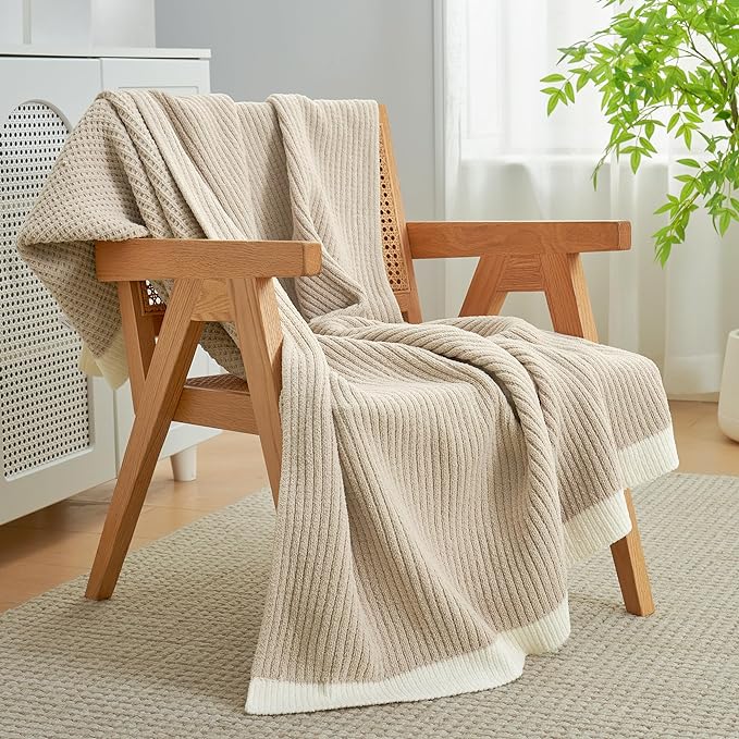 Amélie Home Chenille Throw Blanket, Soft Cozy Waffle Throw for Couch & Sofa, Warm Yet Lightweight, Breathable All-Season Throws for Women Men, Housewarming, Birthdays, 50"x60", Beige