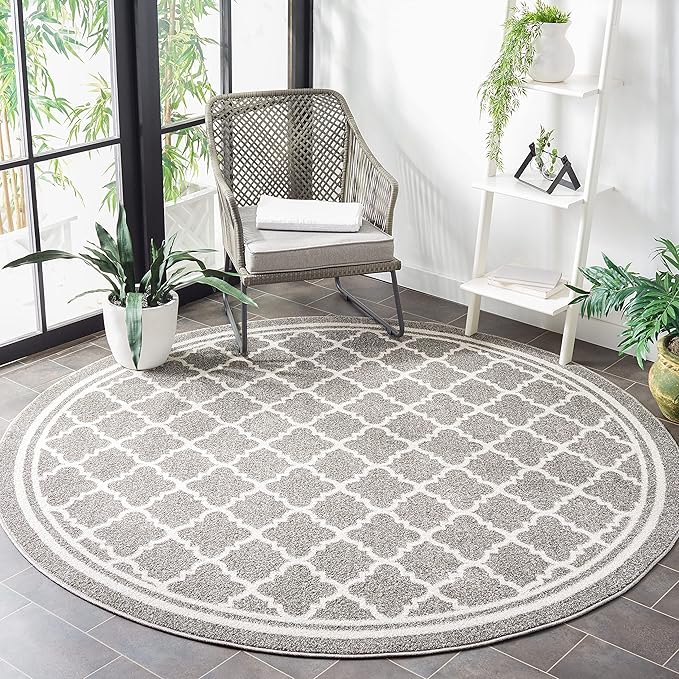 SAFAVIEH Amherst Collection 8' Round Dark Grey/Beige AMT422R Moroccan Trellis Non-Shedding Living Room Bedroom Area Rug