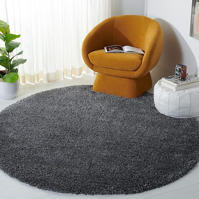 SAFAVIEH Santa Monica Shag Collection Area Rug - 4' Round, Dark Grey, Non-Shedding & Easy Cleaning, Plush Thick Pile, Ideal for Living Room, Bedroom, Dining Space (SGN725-8484)