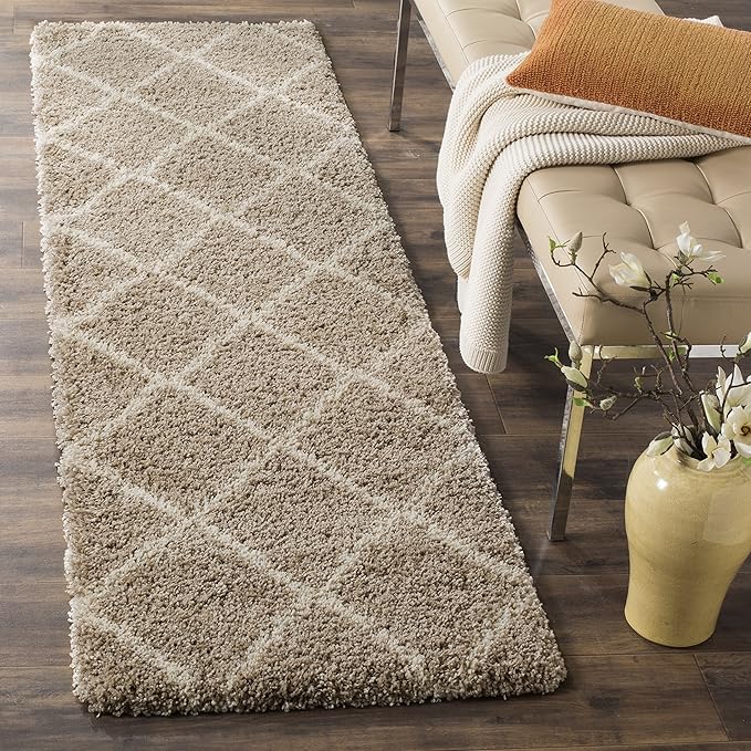 SAFAVIEH Hudson Shag Collection Runner Rug - 2'3" x 6', Beige & Ivory, Modern Trellis Design, Non-Shedding & Easy Care, 2-inch Thick Ideal for High Traffic Areas in Living Room, Bedroom (SGH281S)
