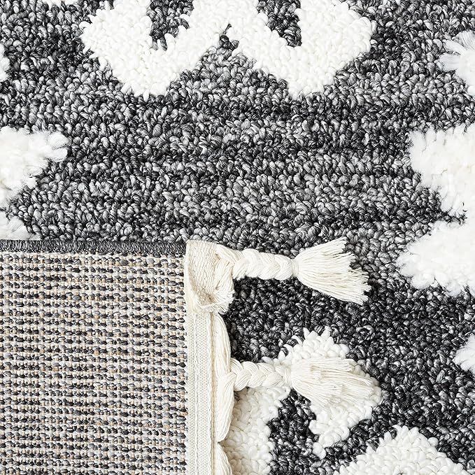 SAFAVIEH Moroccan Tassel Shag Collection Accent Rug - 4' x 6', Dark Grey & Ivory, Non-Shedding & Easy Care, 2-inch Thick Ideal for High Traffic Areas in Entryway, Living Room, Bedroom (MTS652H)