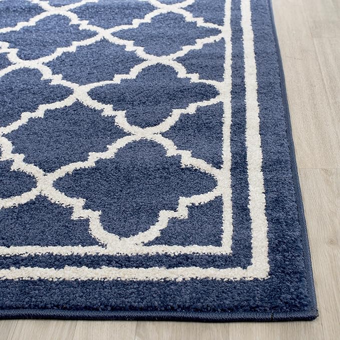 SAFAVIEH Amherst Collection Area Rug - 6' x 9', Navy & Beige, Moroccan Trellis Design, Non-Shedding & Easy Care, Ideal for High Traffic Areas in Living Room, Bedroom (AMT422P)