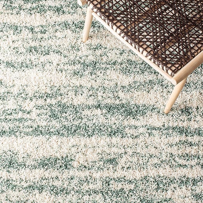 SAFAVIEH Hudson Shag Collection Area Rug - 6' x 9', Ivory & Green, Modern Design, Non-Shedding & Easy Care, 2-inch Thick Ideal for High Traffic Areas in Living Room, Bedroom (SGH206Y)