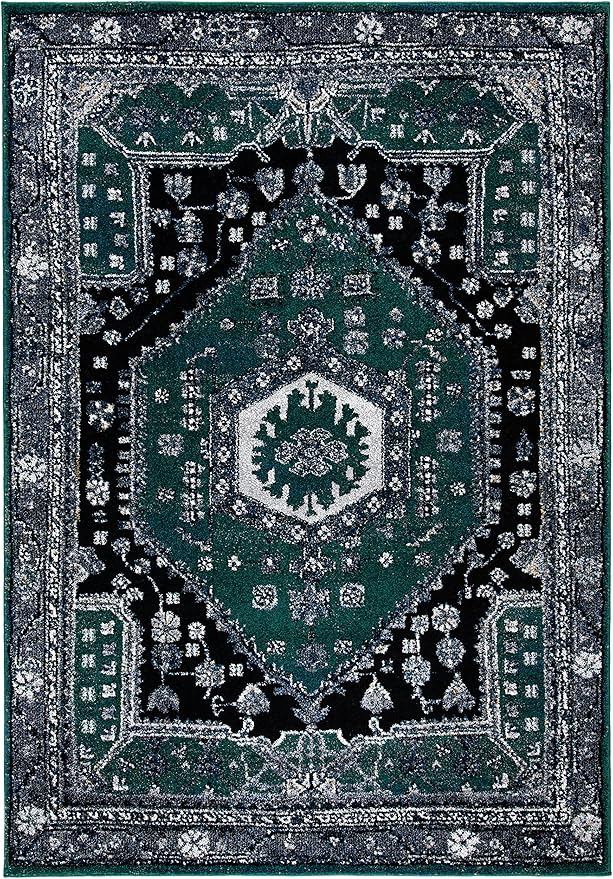 SAFAVIEH Vintage Hamadan Collection Area Rug - 5'3" x 7'6", Green & Black, Traditional Oriental Design, Non-Shedding & Easy Care, Ideal for High Traffic Areas in Living Room, Bedroom (VTH204Y)