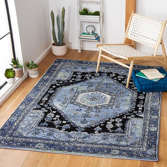 SAFAVIEH Vintage Hamadan Collection Accent Rug - 4' x 6', Light Blue & Black, Oriental Design, Non-Shedding & Easy Care, Ideal for High Traffic Areas in Entryway, Living Room, Bedroom (VTH204J)