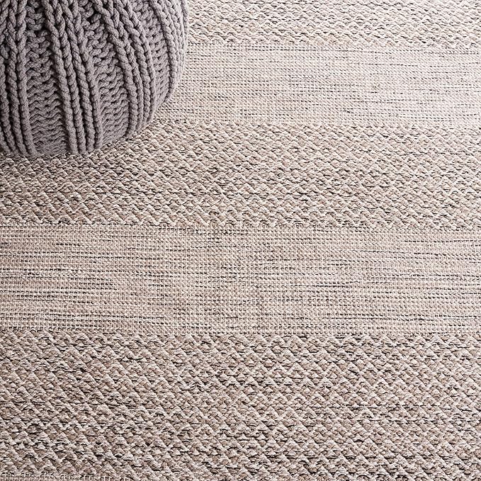 SAFAVIEH Montauk Collection Accent Rug - 3' x 5', Ivory & Steel Grey, Handmade Flat Weave Boho Farmhouse Cotton Tassel Fringe, Ideal for High Traffic Areas in Entryway, Living Room, Bedroom (MTK330M)