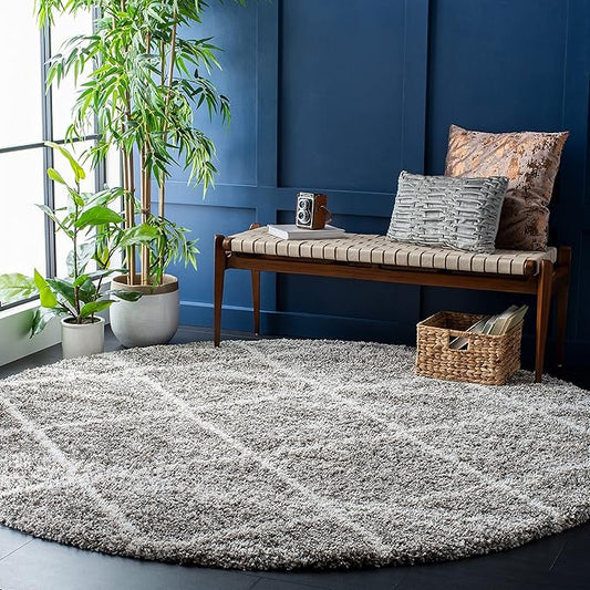 SAFAVIEH Hudson Shag Collection Area Rug - 4' Round, Distressed Grey & Ivory, Trellis Design, Non-Shedding & Easy Care, 2-inch Thick Ideal for High Traffic Areas in Living Room, Bedroom (SGH281K)