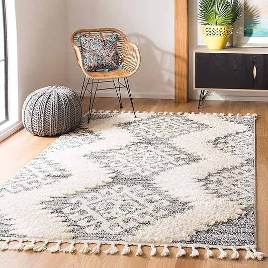 SAFAVIEH Moroccan Tassel Shag Collection Area Rug - 5'3" x 7'6", Ivory & Grey, Boho Design, Non-Shedding & Easy Care, 2-inch Thick Ideal for High Traffic Areas in Living Room, Bedroom (MTS652F)
