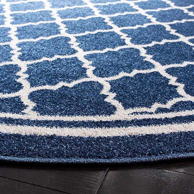 SAFAVIEH Amherst Collection Area Rug - 7' Round, Navy & Beige, Moroccan Trellis Design, Non-Shedding & Easy Care, Ideal for High Traffic Areas in Living Room, Bedroom (AMT422P)