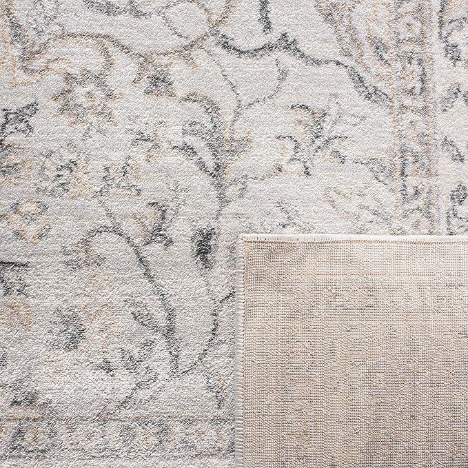 SAFAVIEH Isabella Collection Accent Rug - 3' x 5', Light Grey & Cream, Oriental Design, Non-Shedding & Easy Care, Ideal for High Traffic Areas in Entryway, Living Room, Bedroom (ISA912F)