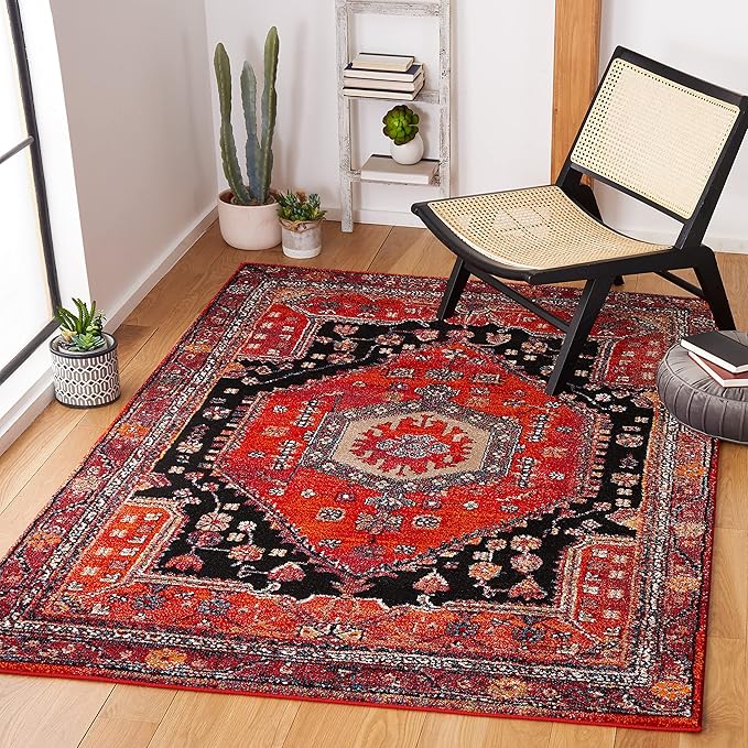 SAFAVIEH Vintage Hamadan Collection Accent Rug - 4' x 6', Red & Black, Traditional Oriental Design, Non-Shedding & Easy Care, Ideal for High Traffic Areas in Entryway, Living Room, Bedroom (VTH204Q)