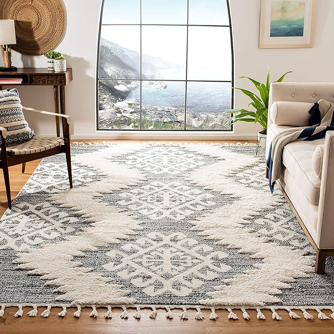 SAFAVIEH Moroccan Tassel Shag Collection Accent Rug - 3' x 5', Ivory & Grey, Boho Design, Non-Shedding & Easy Care, 2-inch Thick Ideal for High Traffic Areas in Foyer, Living Room, Bedroom (MTS652F)